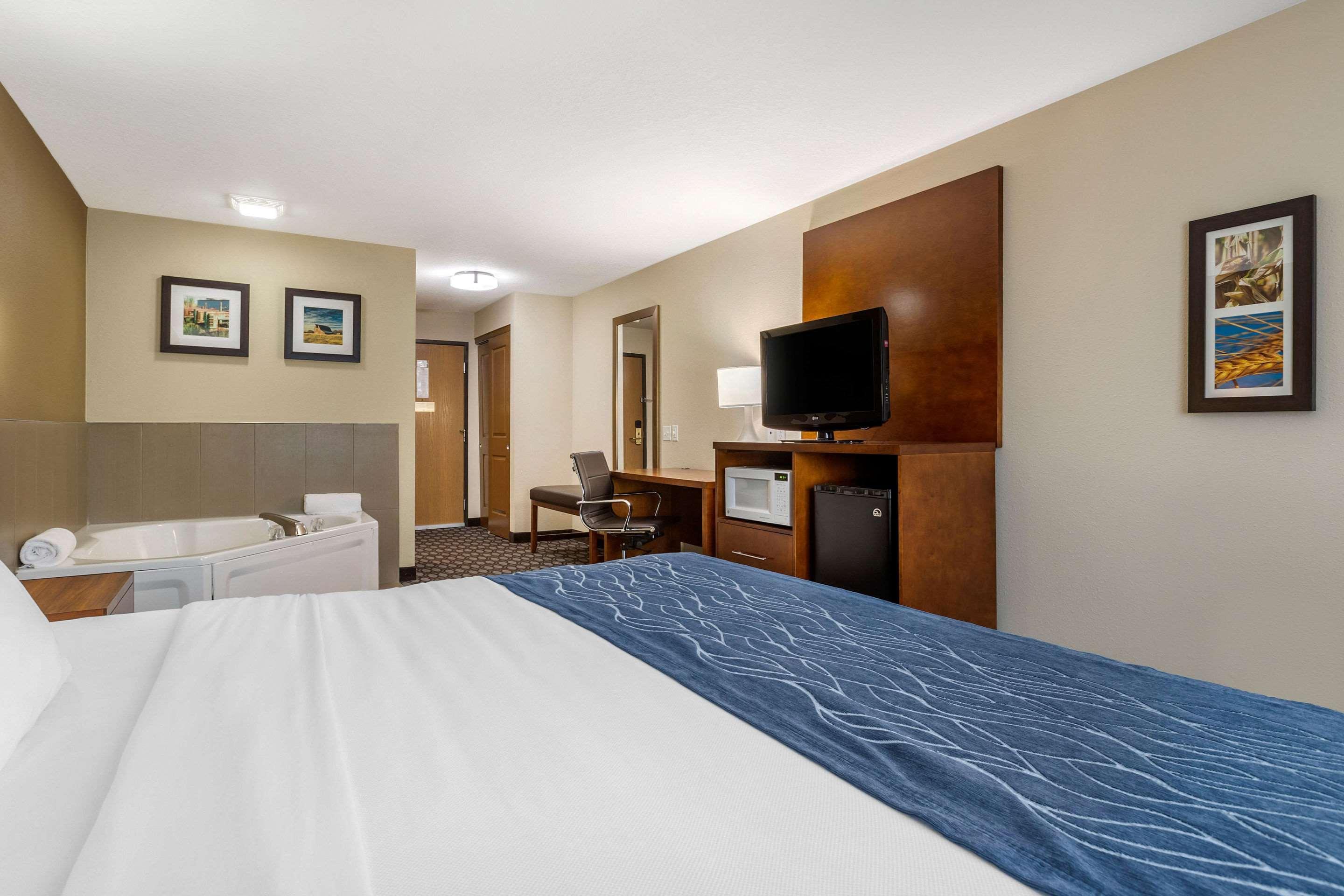 Comfort Inn Story City Exterior photo