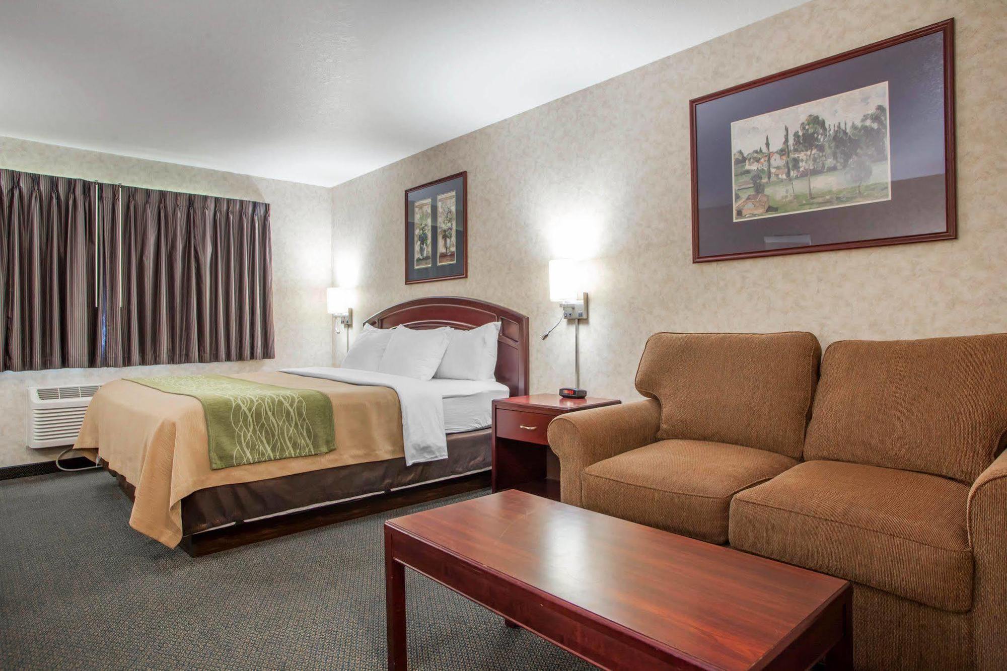 Comfort Inn Story City Exterior photo